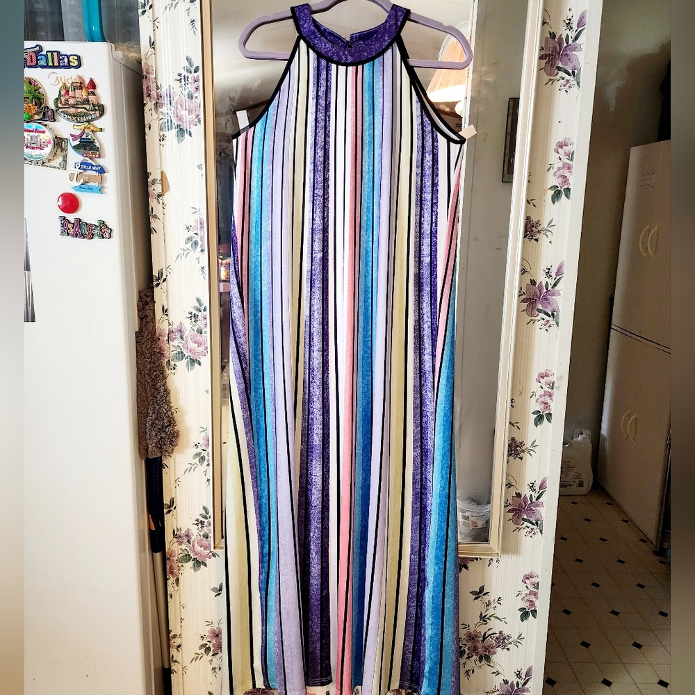 Maxi (Cold Shoulder) Dress - L